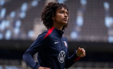 爱游戏体育下载:消息来源：USWNT的Lily Yohannes即将从阿贾克斯转会到里昂