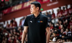 爱游戏:双面“球痴”周鲁男